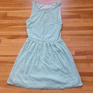 hello miss | A line mint green lace dress | Size M